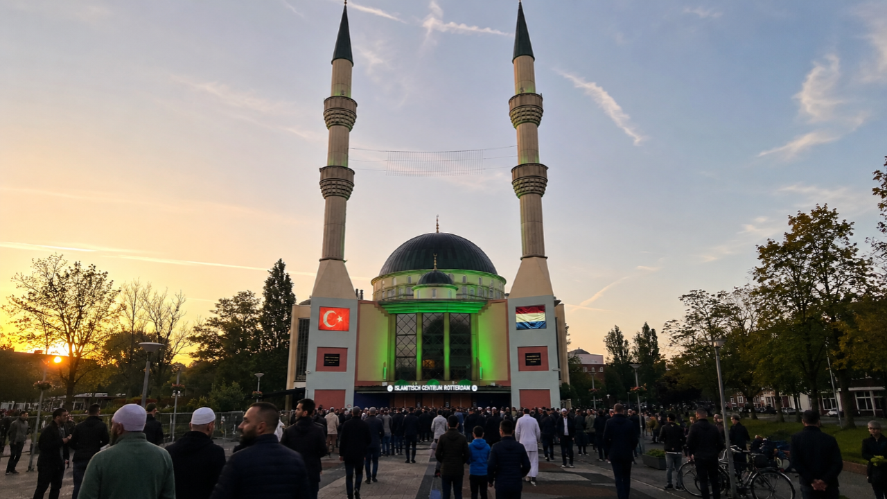 Hollanda’da Kurban Bayramı Namaz Saatleri Açıklandı: İşte Tüm Şehirler